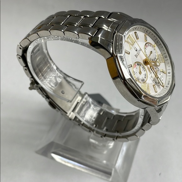 New Bulova Silver Casual Sport Ladies Latest Watch